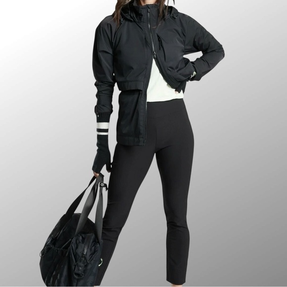 Athleta 'Wander Slim Ankle Pant' in Black Size 10 - Picture 1 of 16